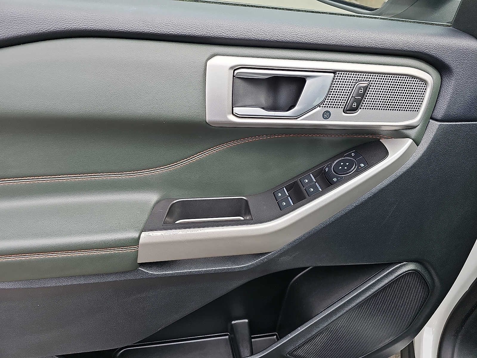 2023 Ford Explorer TIMBERLINE - Photo 14