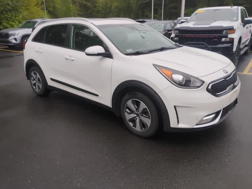 Used 2019 Kia Niro EX with VIN KNDCE3LC0K5323671 for sale in Westfield, MA