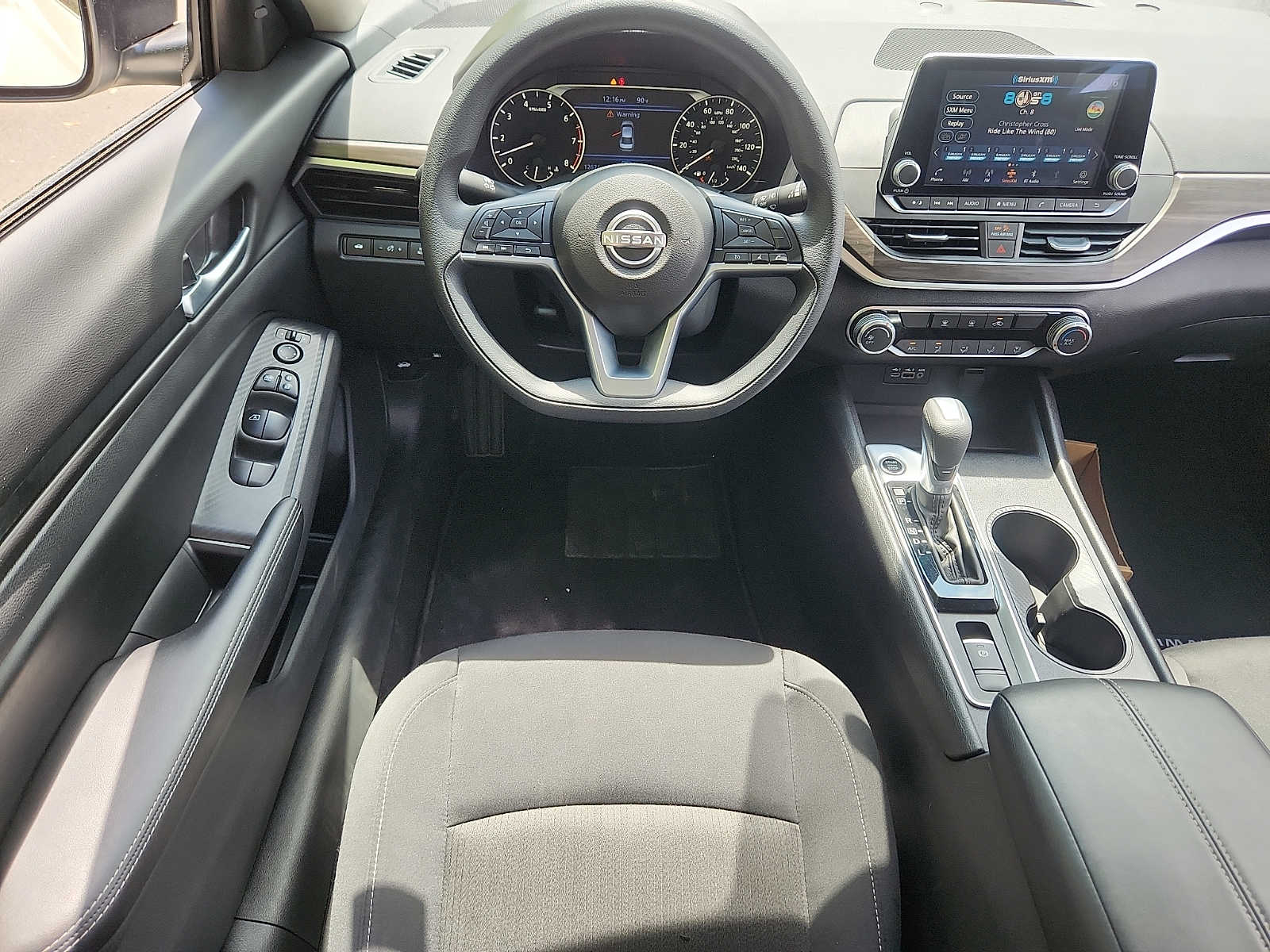 2025 Nissan Altima SV - Photo 11