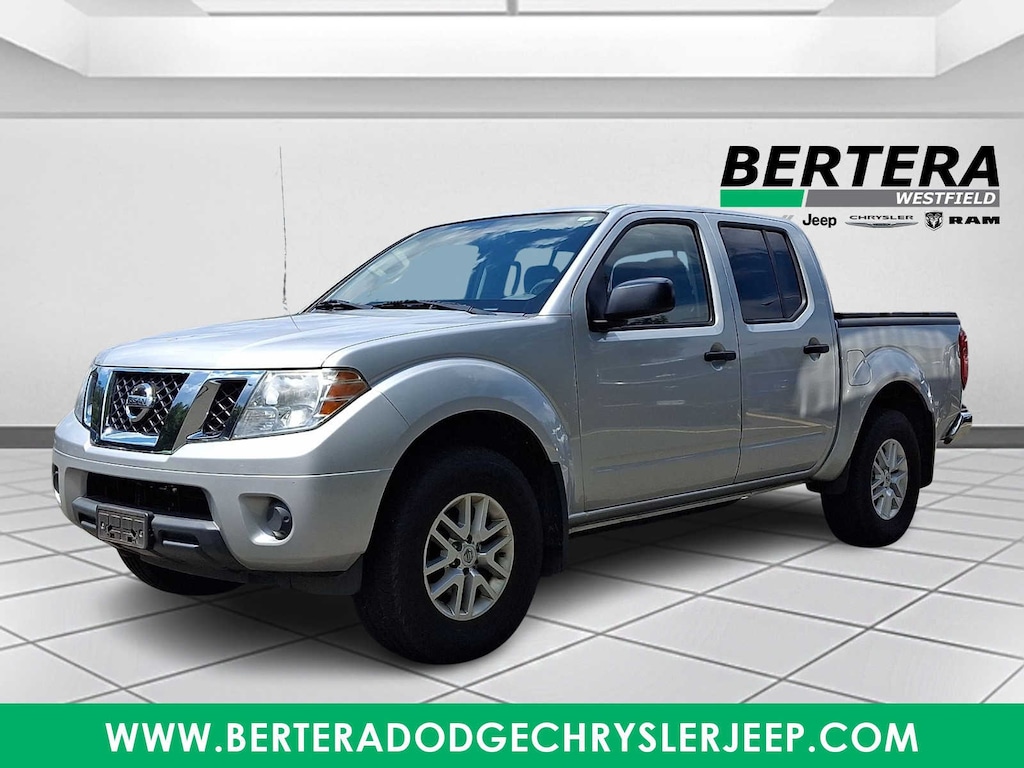 Used 2019 Nissan Frontier SV Truck Crew Cab