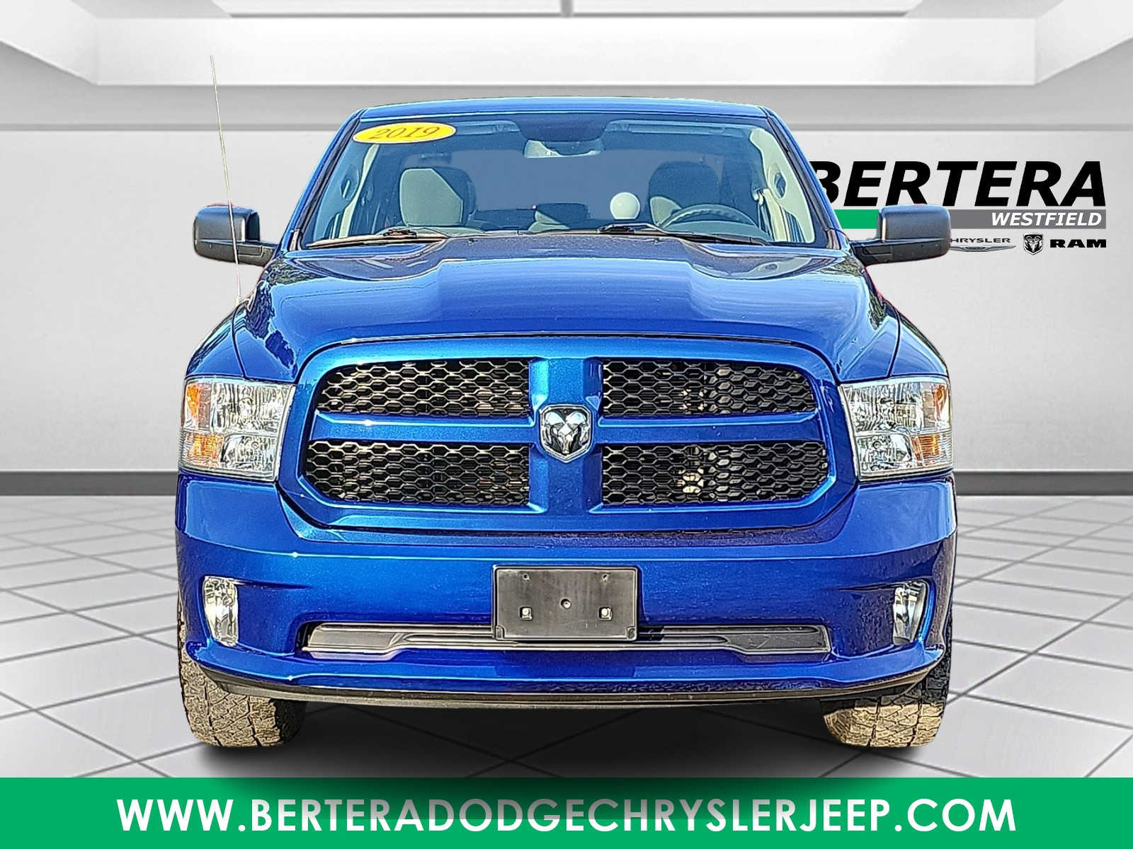 2019 RAM Ram 1500 Classic Express - Photo 2