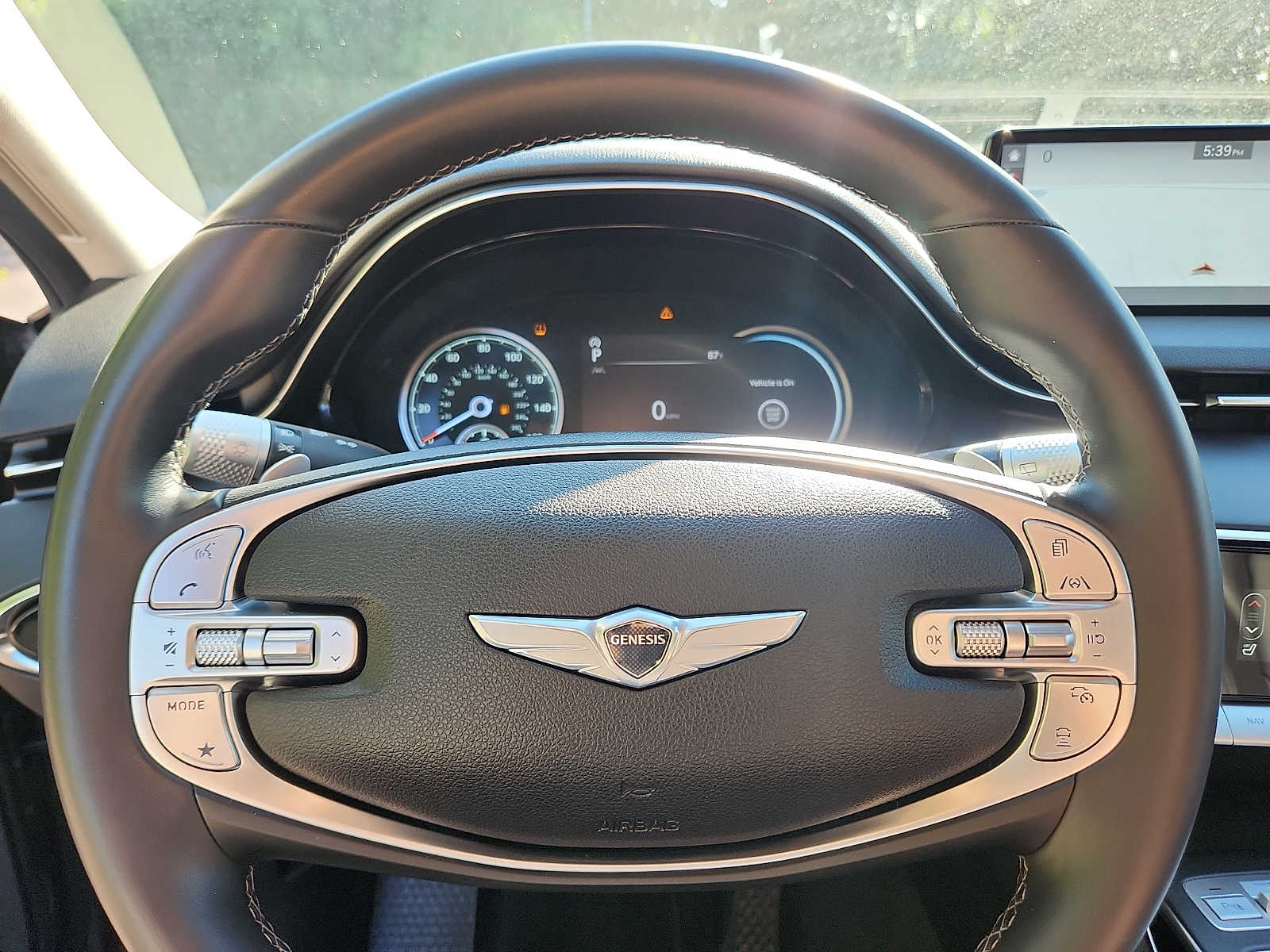 2025 GENESIS GV70 Standard - Photo 17