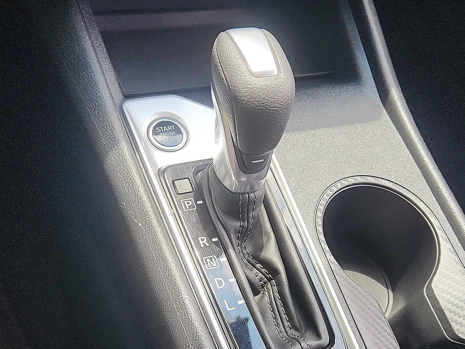 2025 Nissan Altima SV - Photo 14