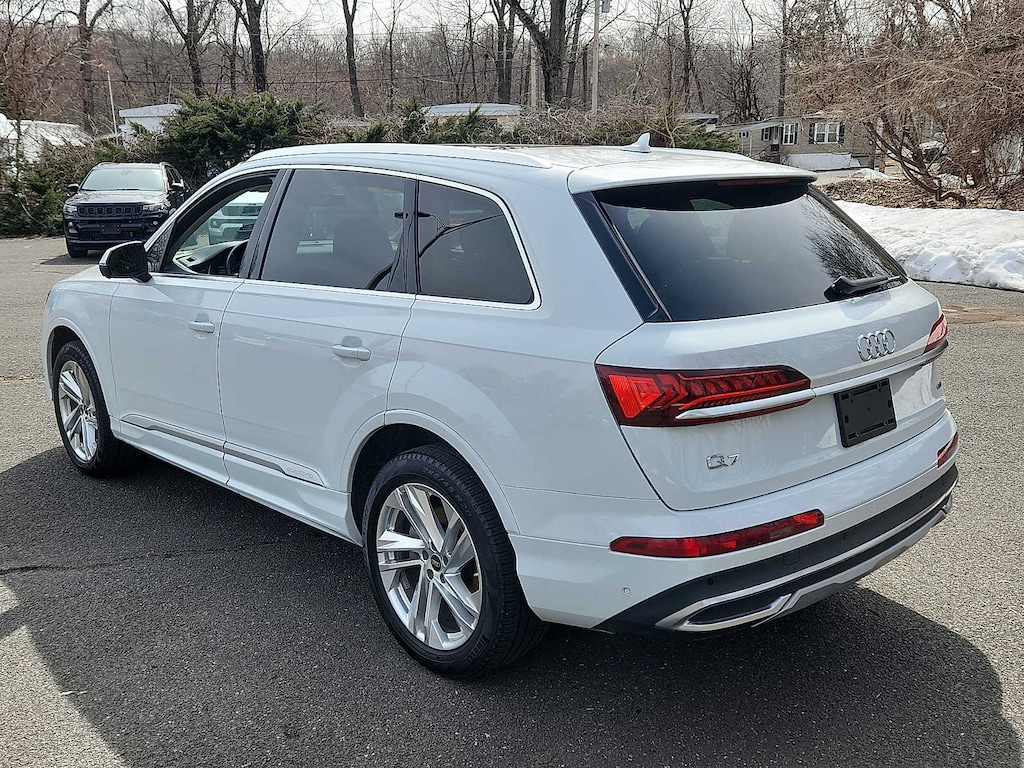 Used 2024 Audi Q7 Premium Plus SUV