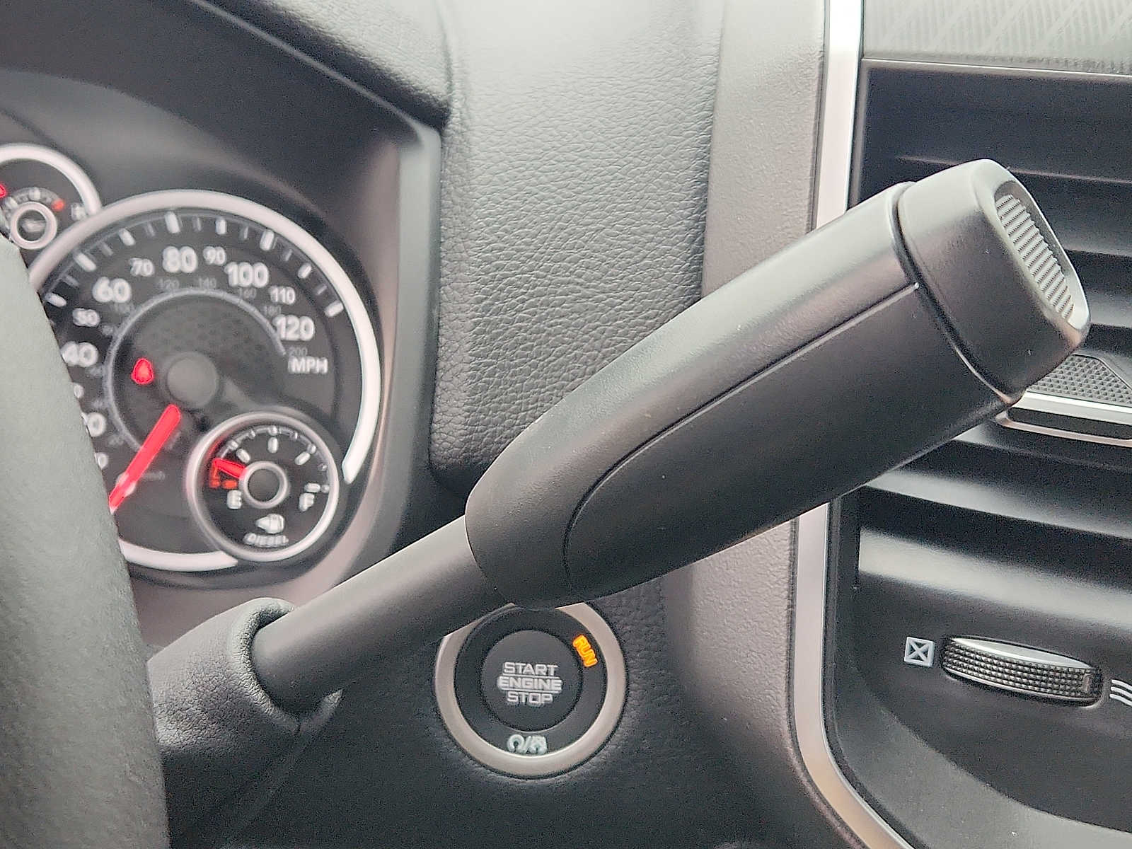 2026 RAM 2500 Big Horn - Photo 10