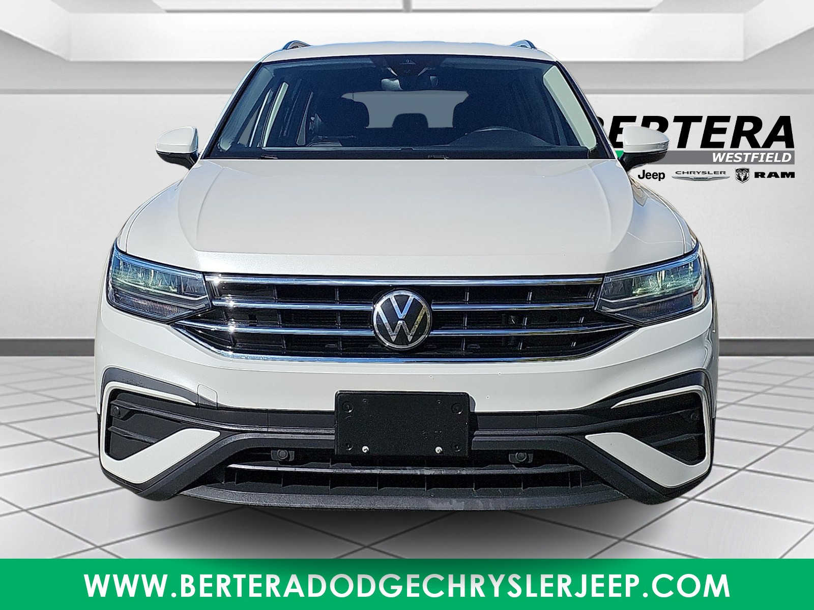 Used 2023 Volkswagen Tiguan SE with VIN 3VV2B7AX2PM062404 for sale in Westfield, MA