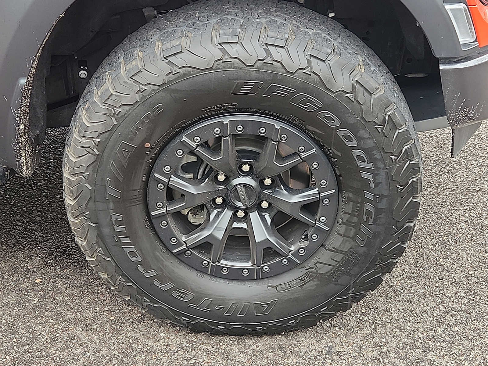 2023 Ford F-150 Raptor - Photo 8