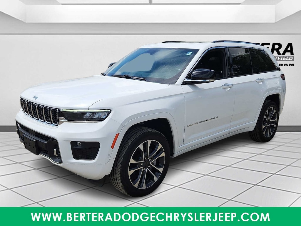 Used 2022 Jeep Grand Cherokee Overland SUV