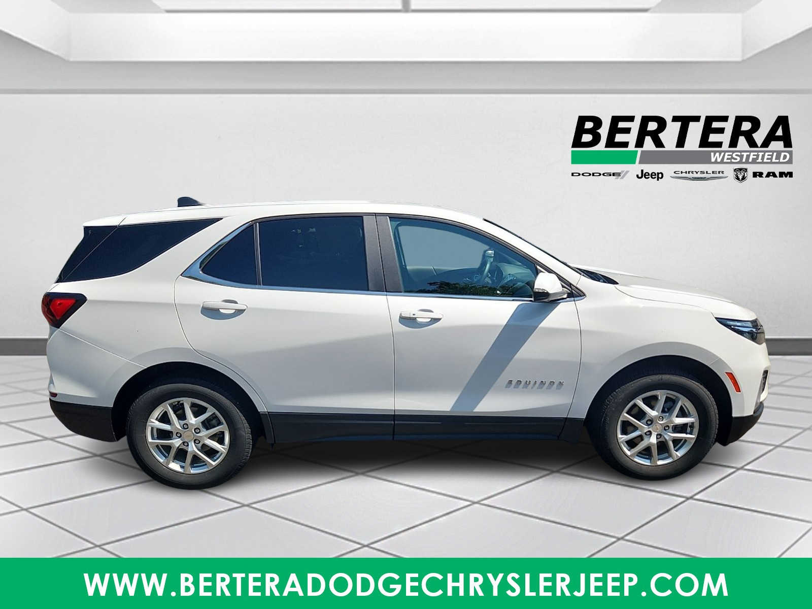 2024 Chevrolet Equinox LT - Photo 7