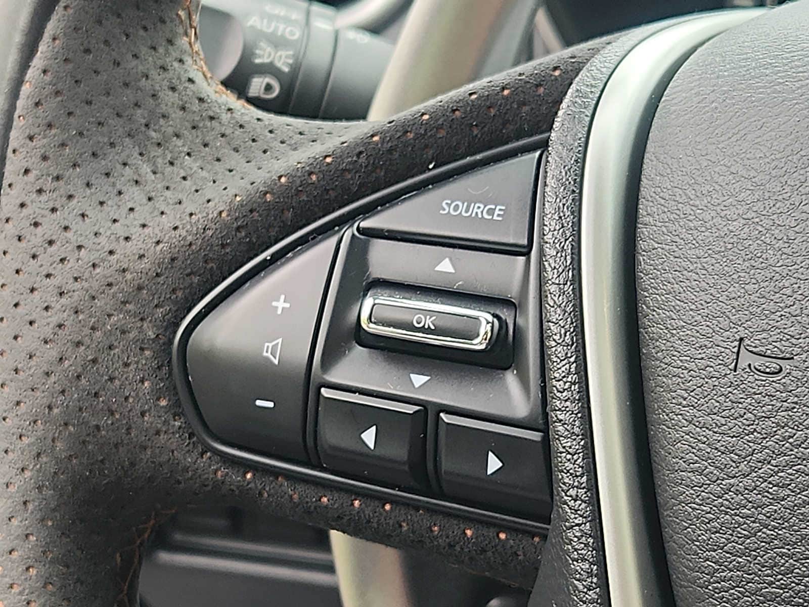 2023 Nissan Maxima SR - Photo 21