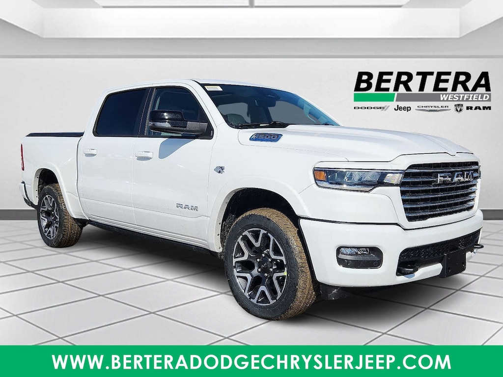 New 2026 Ram 1500 LARAMIE CREW CAB 4X4 5'7 BOX Pickup