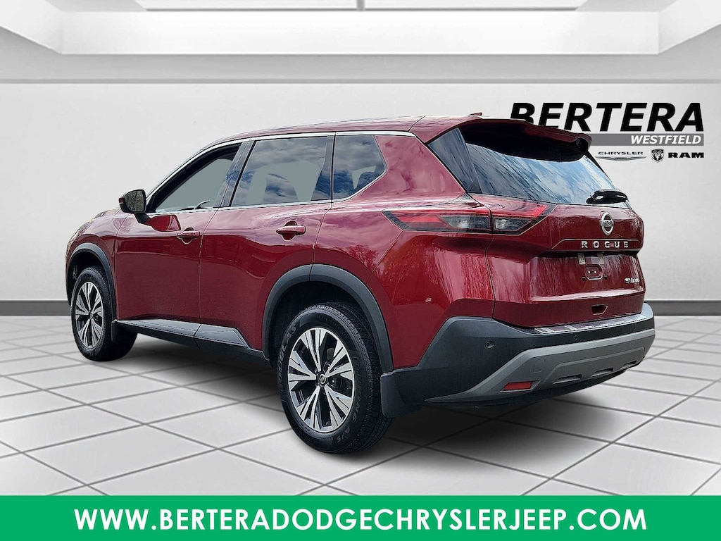 Used 2021 Nissan Rogue SV SUV