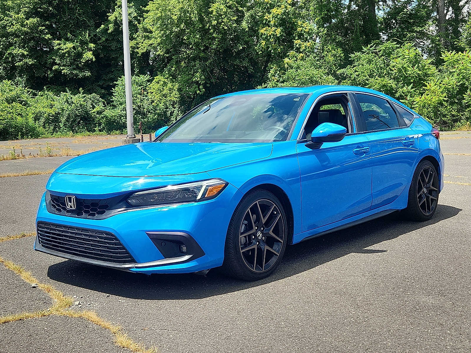 2024 Honda Civic Hatchback Sport Touring photo 3