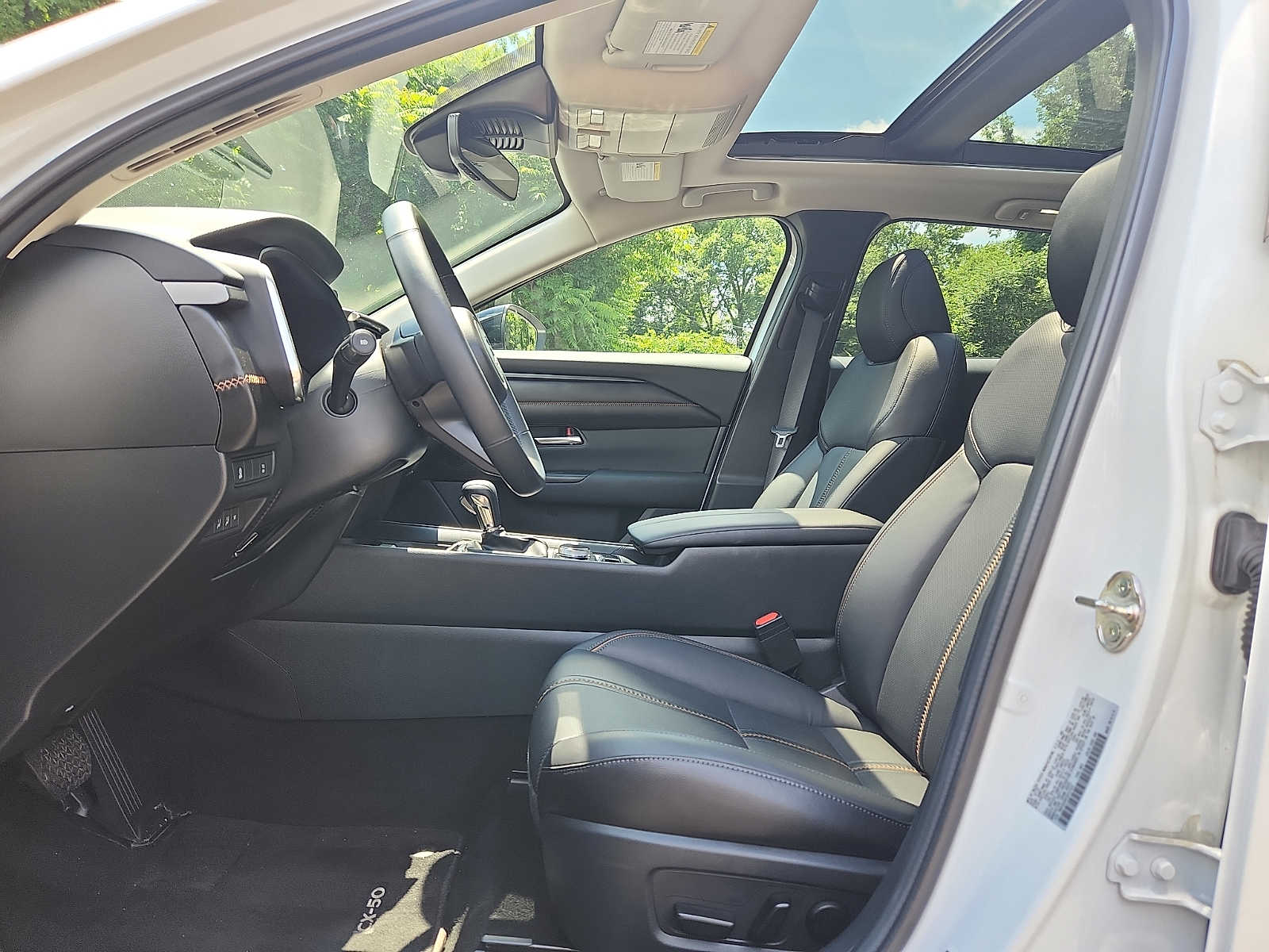 2025 Mazda CX-50 Premium Plus - Photo 13