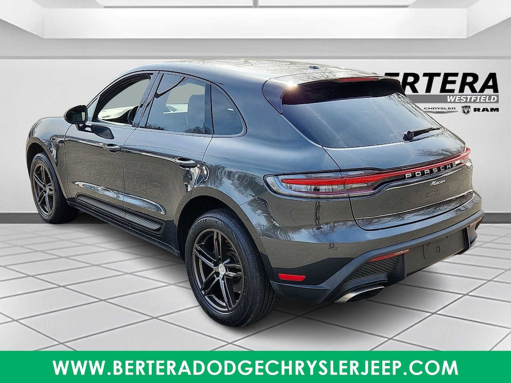 Used 2024 Porsche Macan SUV
