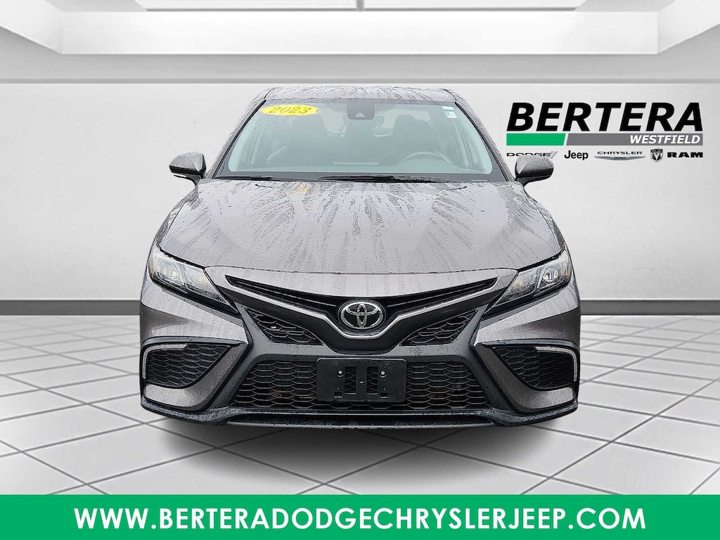 Used 2023 Toyota Camry SE Sedan