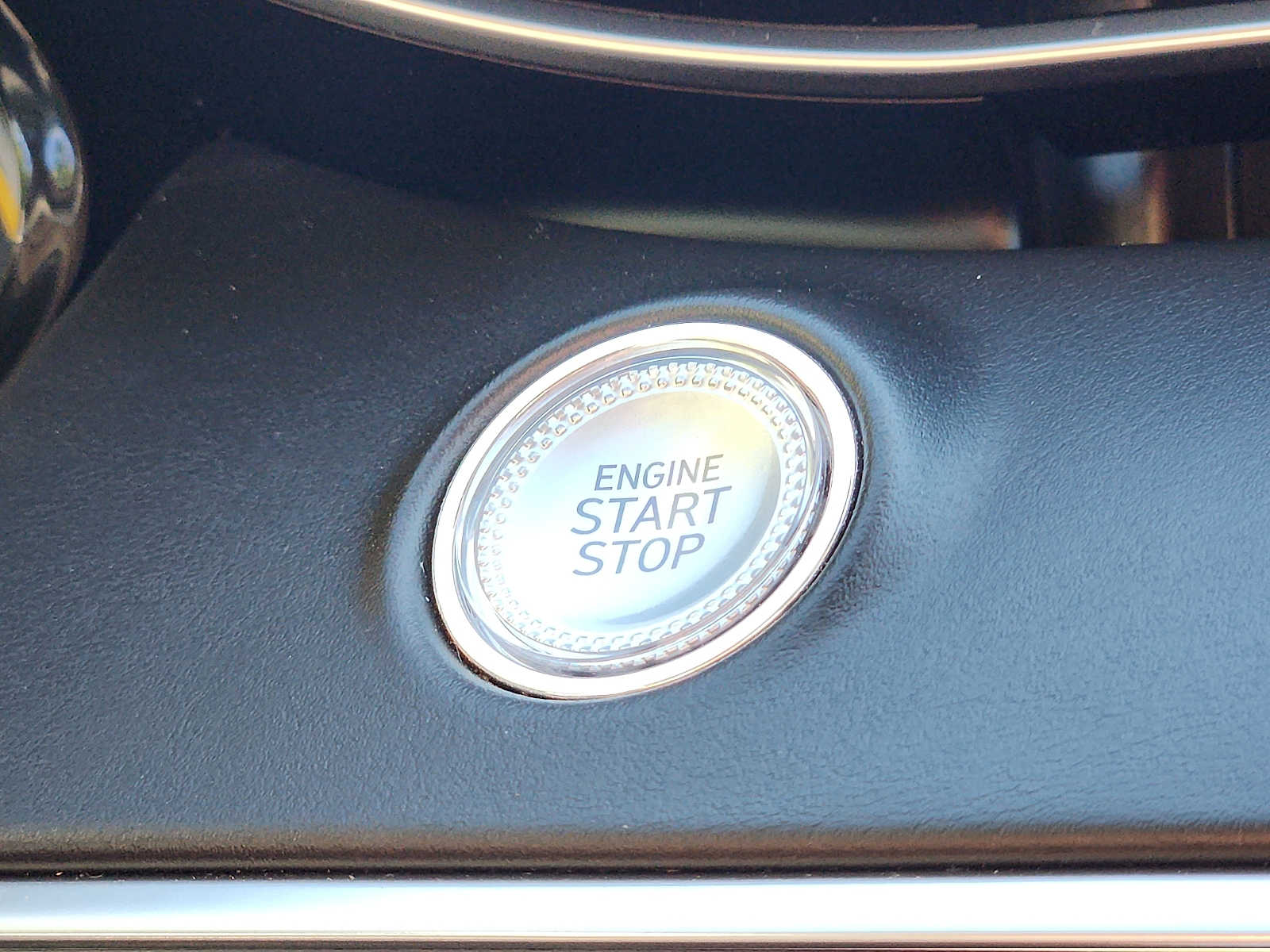 2025 GENESIS GV70 Standard - Photo 21