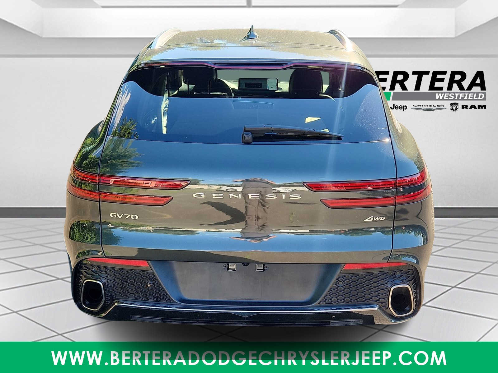 2025 GENESIS GV70 Standard - Photo 5