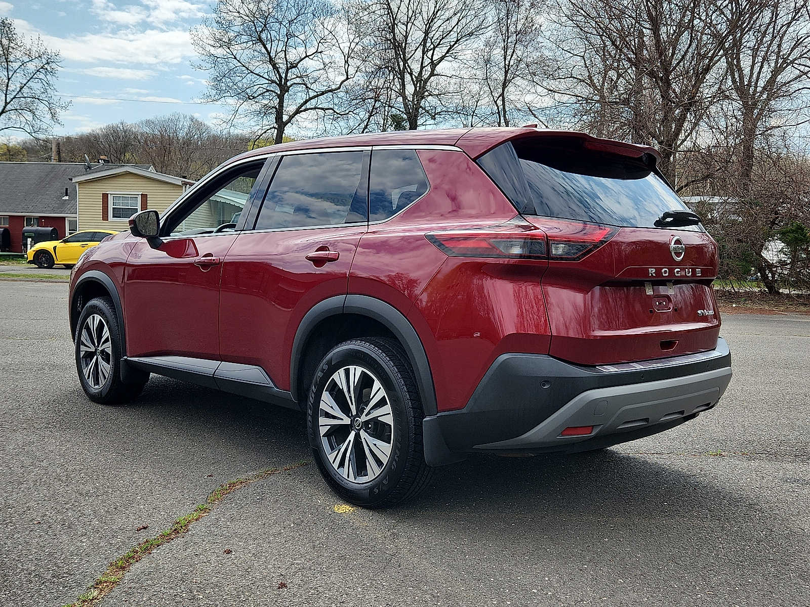 2021 Nissan Rogue SV photo 4