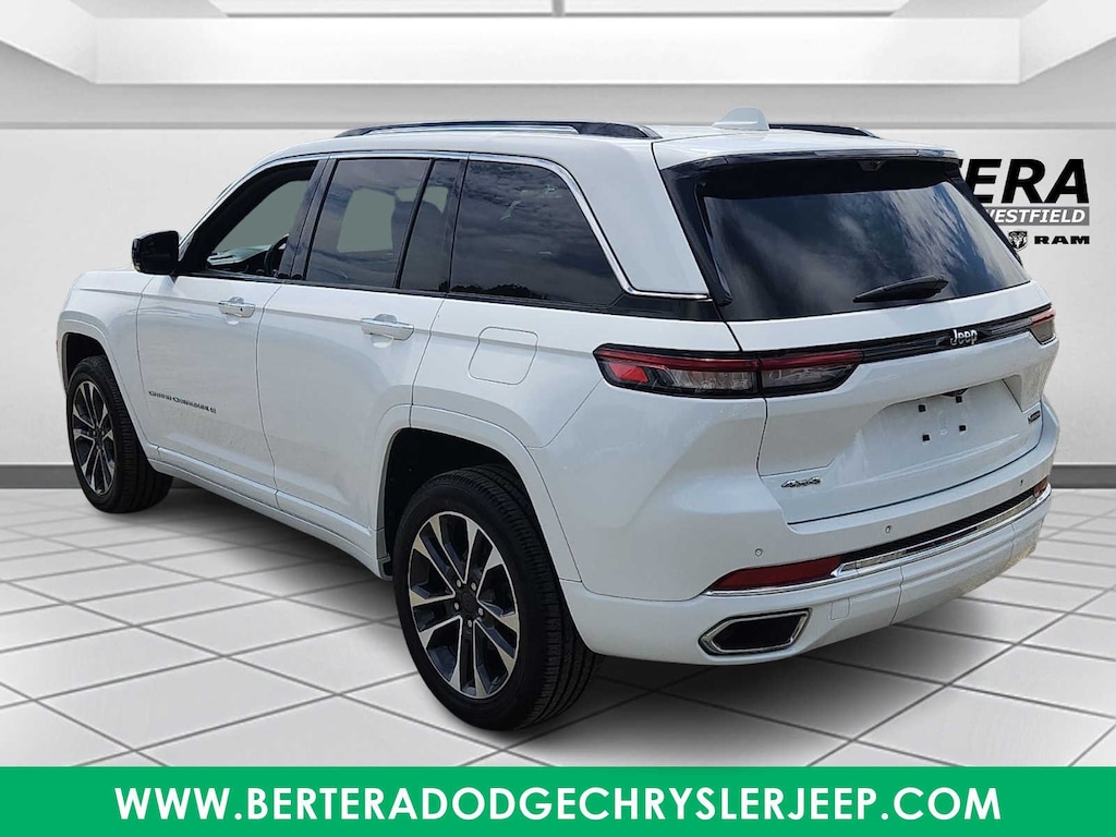 Used 2022 Jeep Grand Cherokee Overland SUV