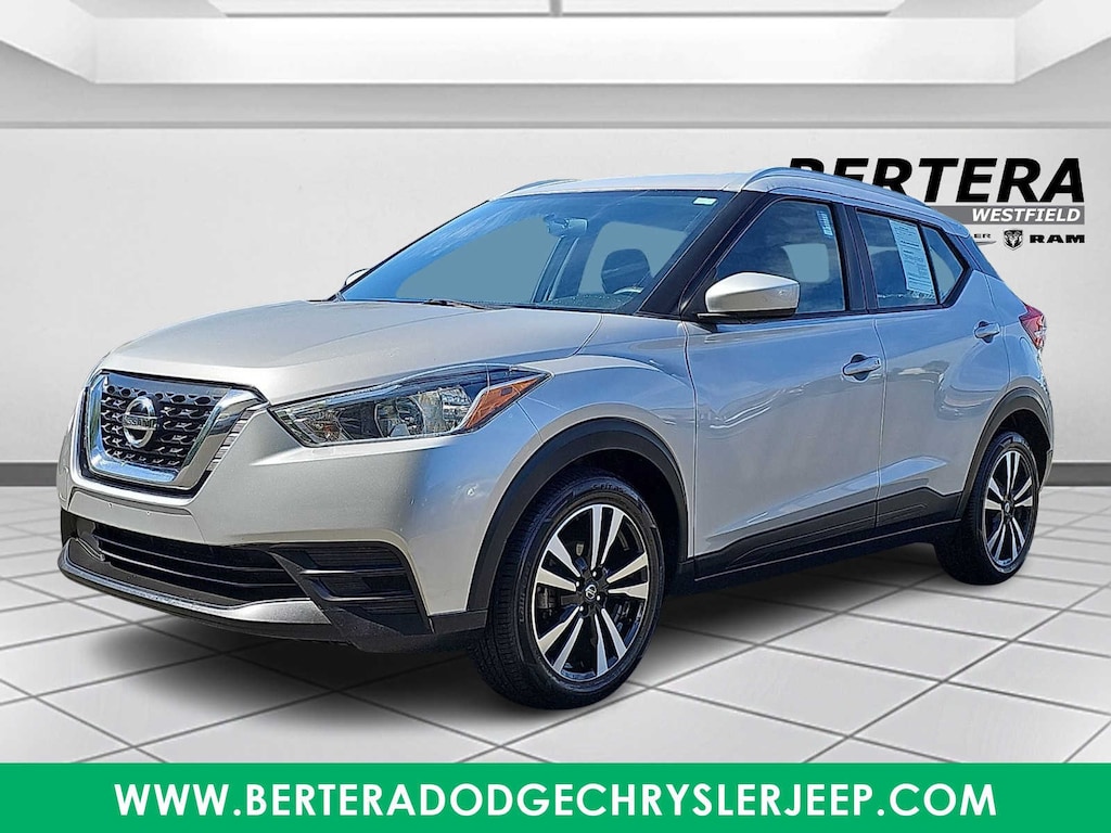 Used 2019 Nissan Kicks SV SUV