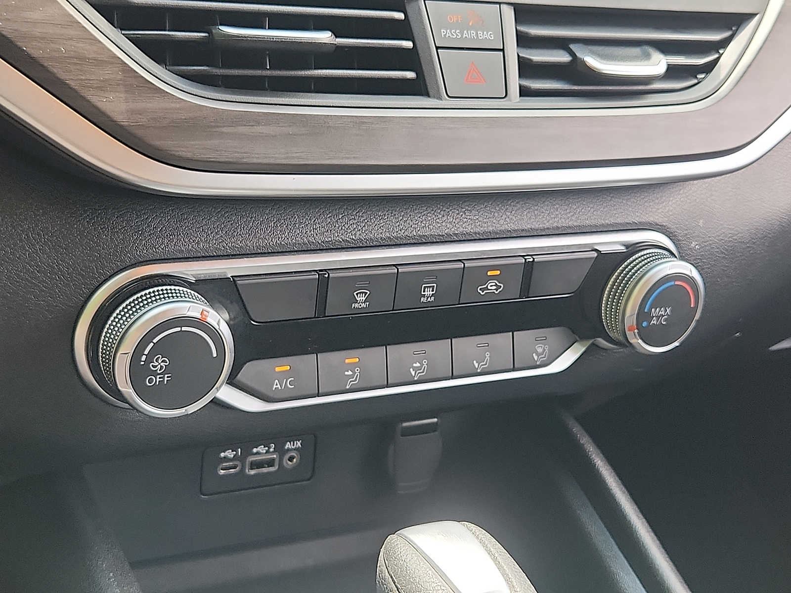 2025 Nissan Altima SV - Photo 15