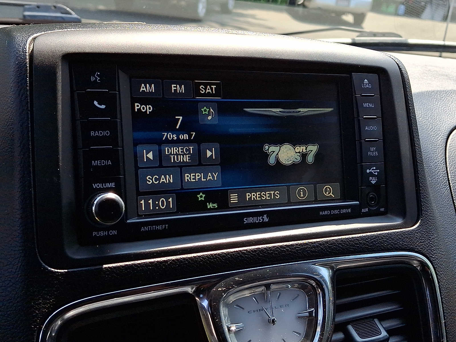 2014 Chrysler Town & Country S - Photo 20