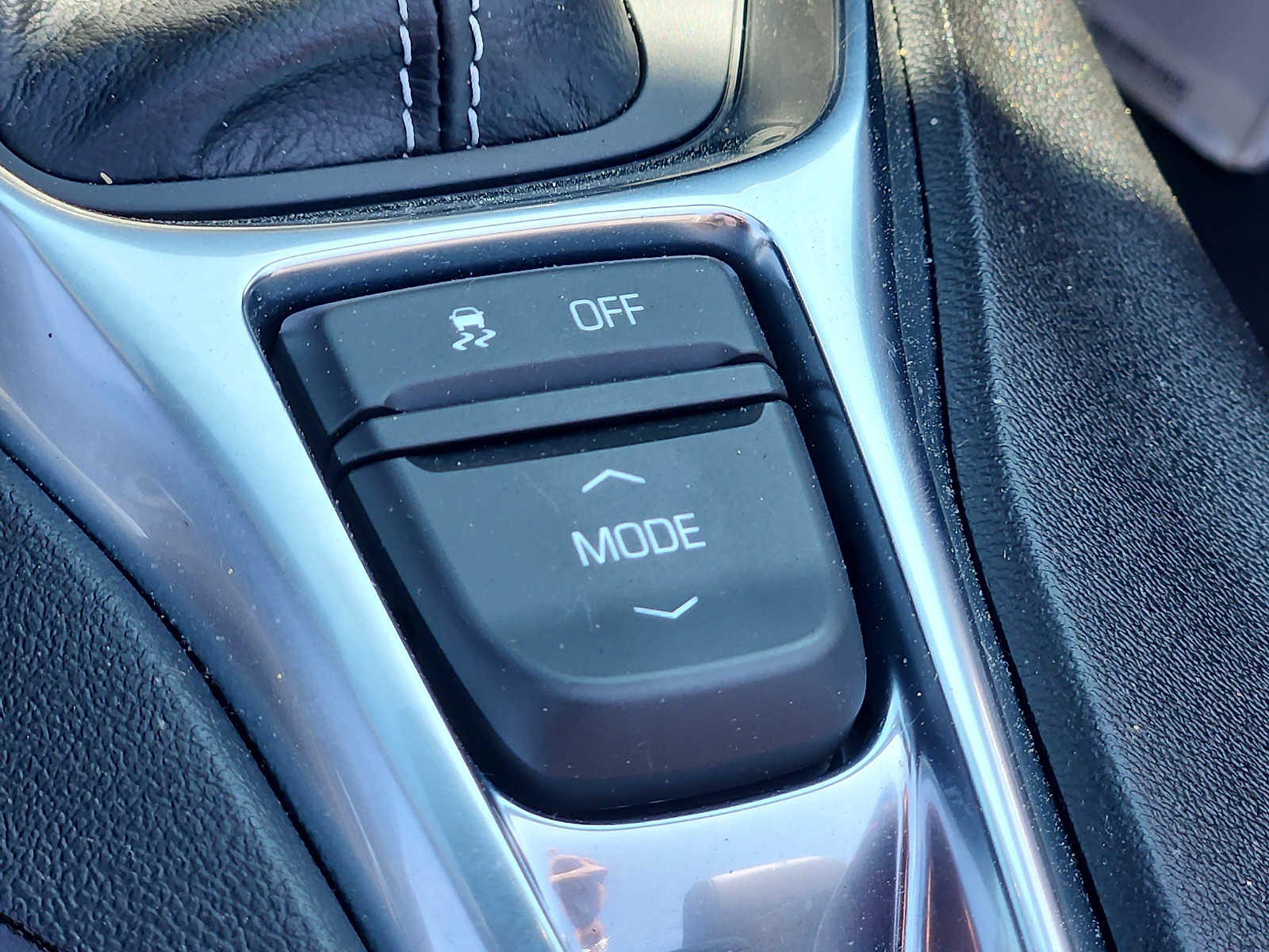 2024 Chevrolet Camaro 3LT - Photo 23