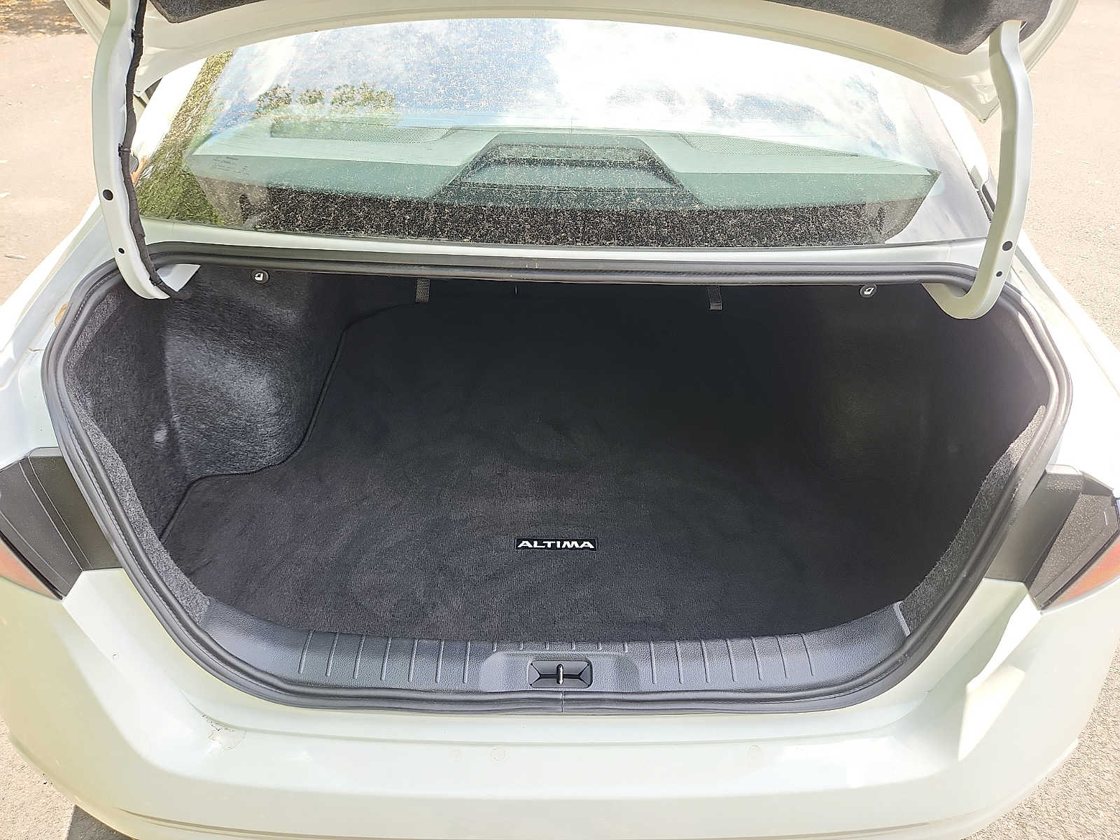 2025 Nissan Altima SV - Photo 26