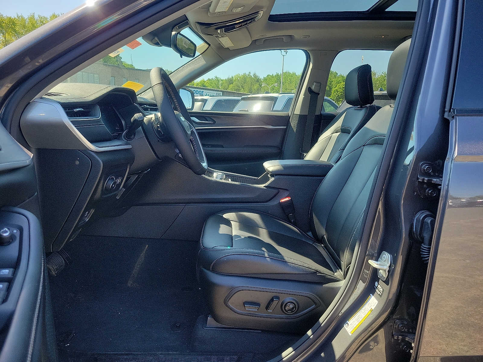 2024 Jeep Grand Cherokee L Limited - Photo 6