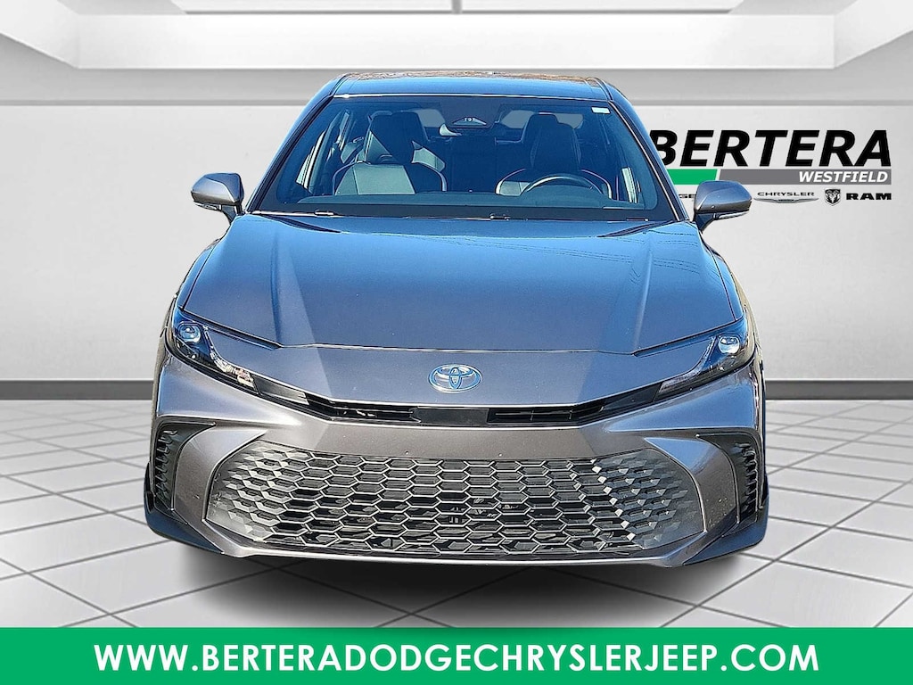 Used 2025 Toyota Camry SE Sedan