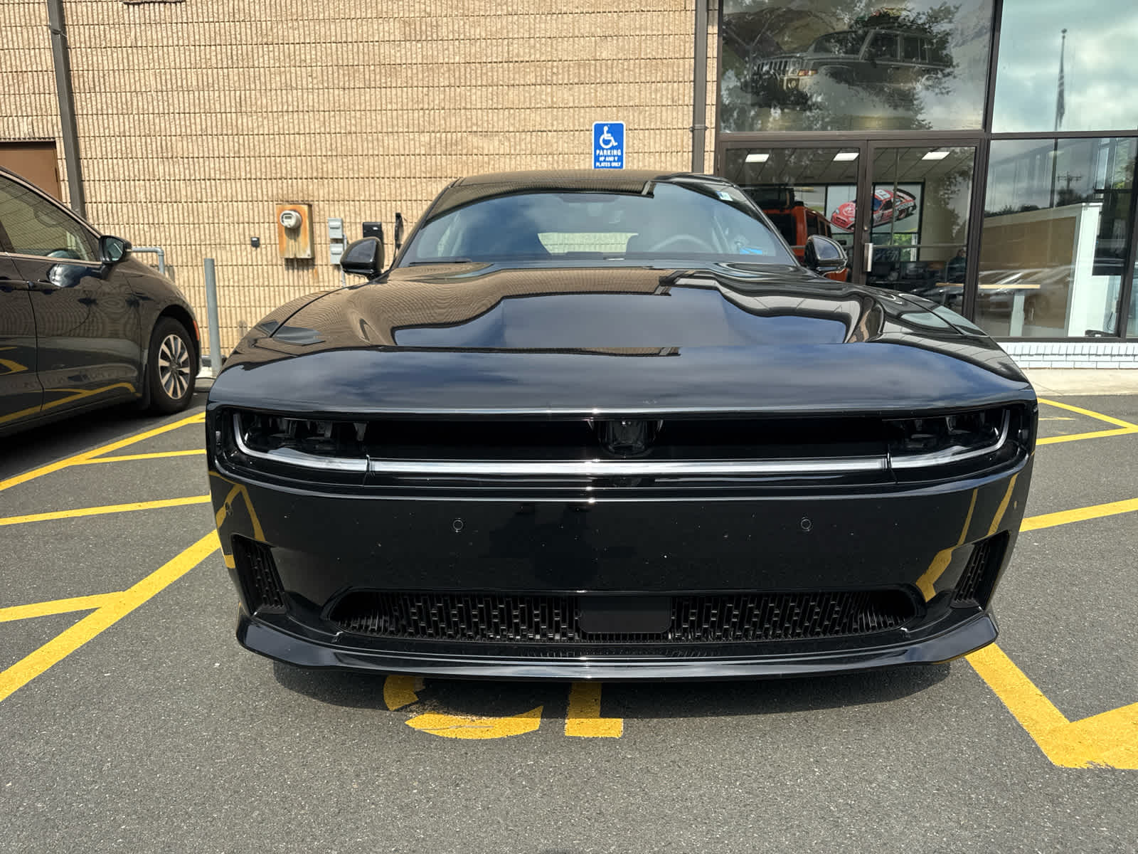 Used 2024 Dodge Charger Daytona Scat Pack with VIN 2C3CDBDKXRR208581 for sale in Westfield, MA