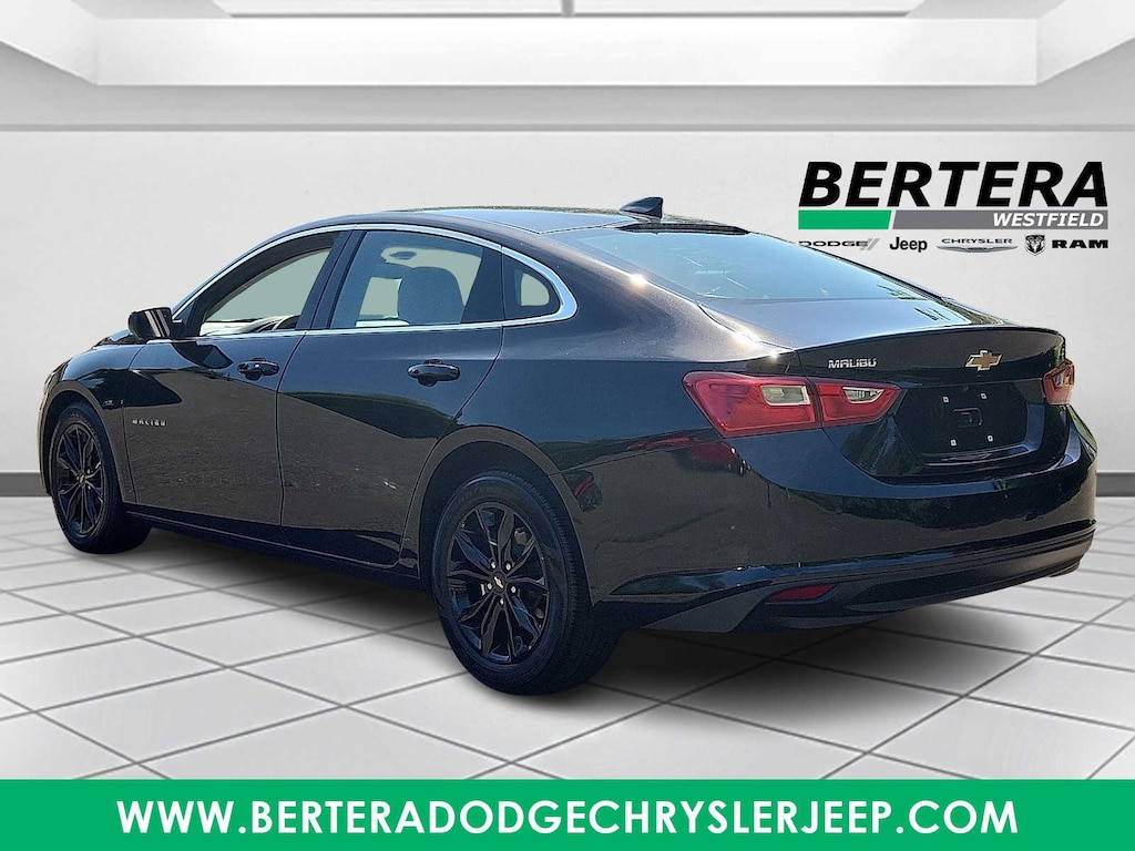 Used 2025 Chevrolet Malibu LT Sedan