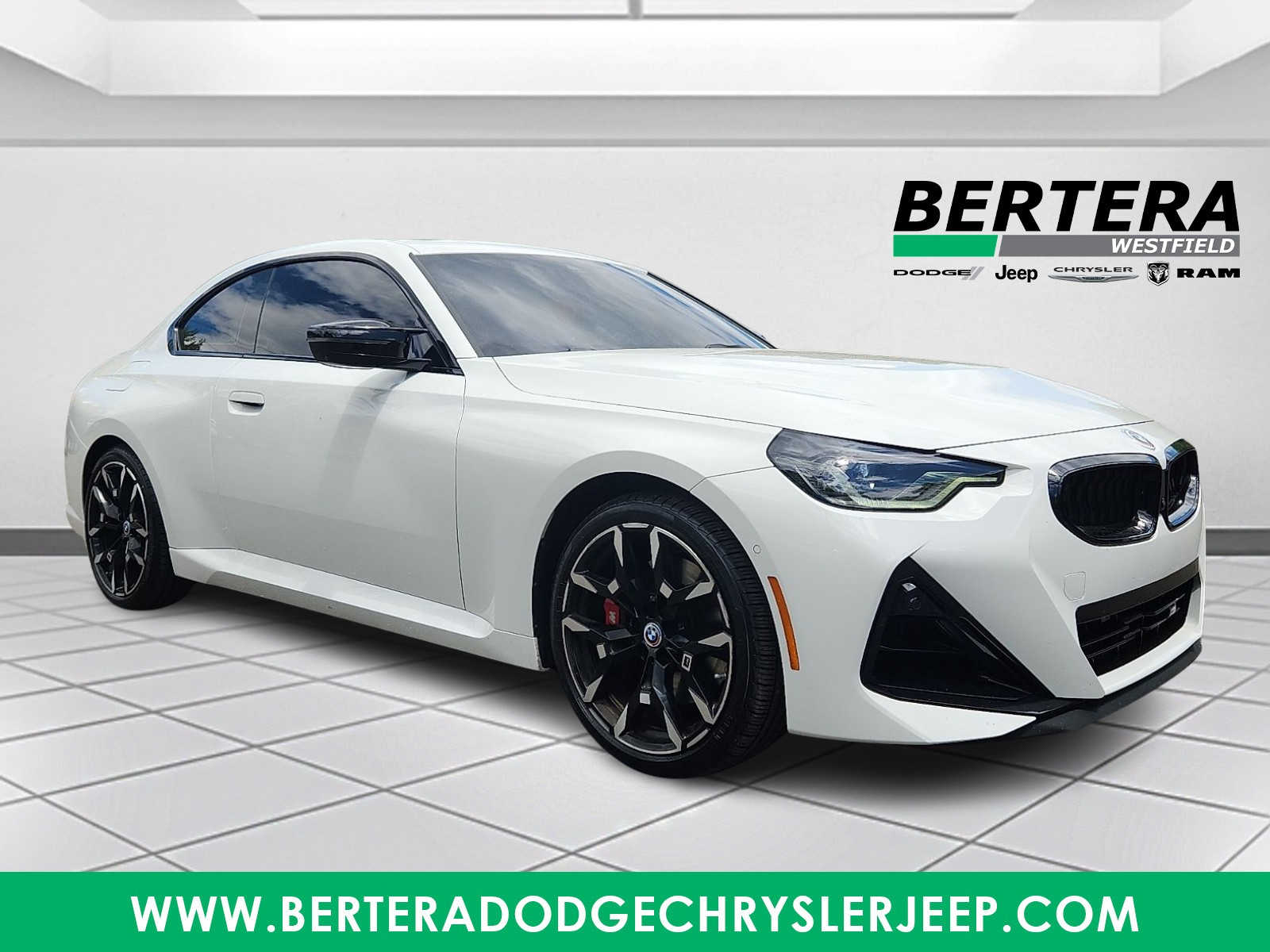 2025 BMW 2 Series M240i xDrive Coupe's photo
