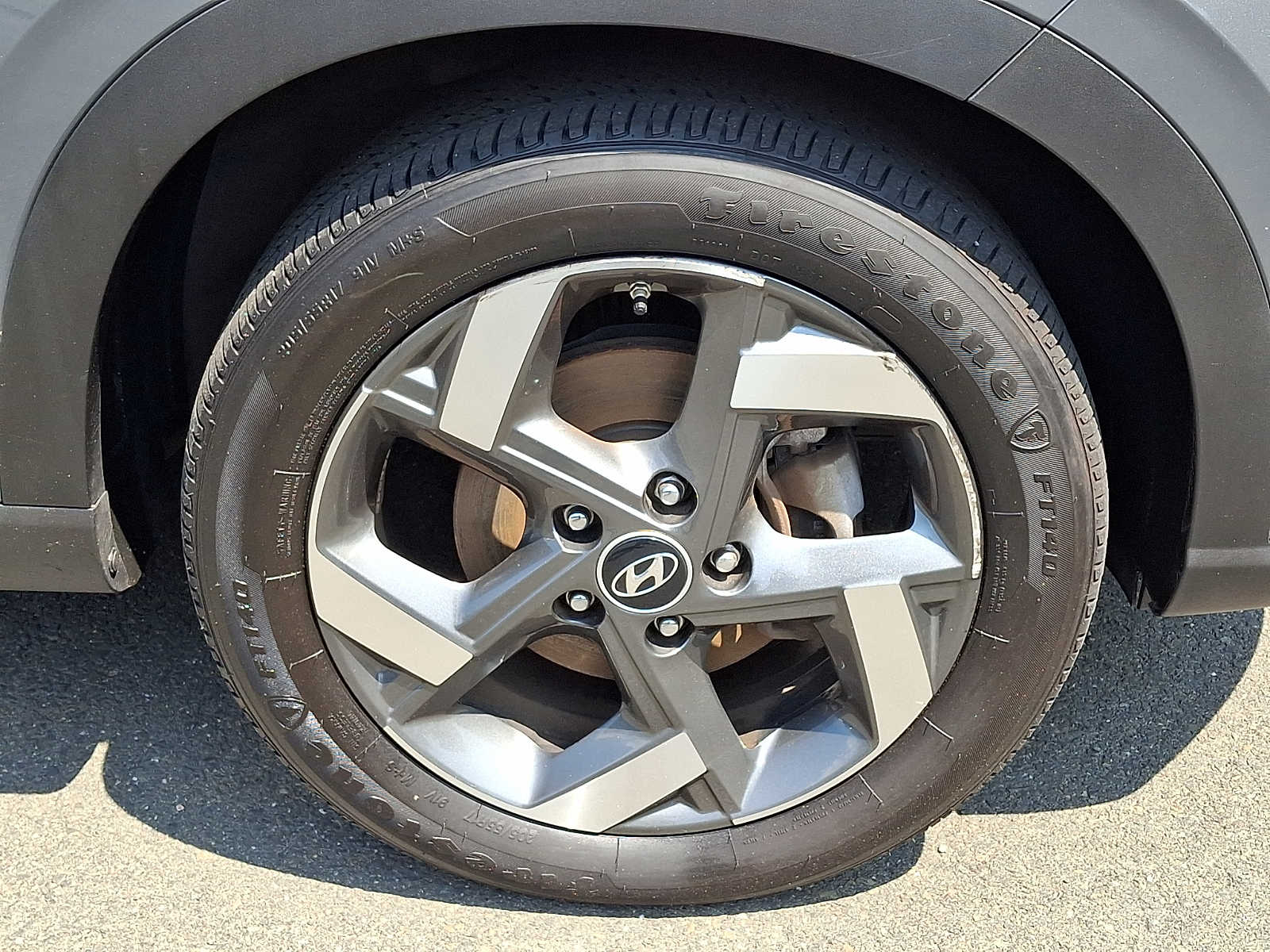 2024 Hyundai Venue SEL - Photo 8