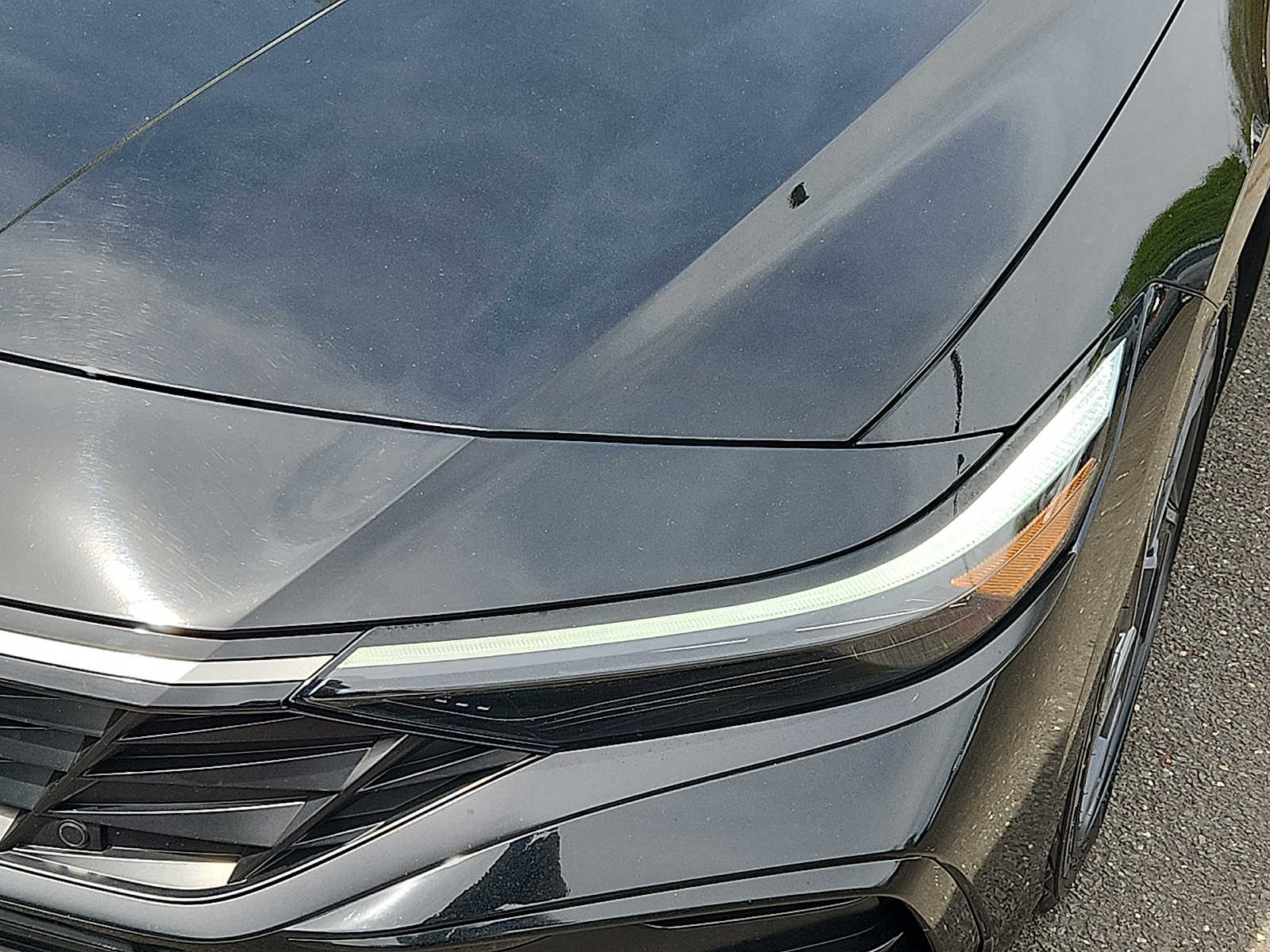 2024 Hyundai Elantra Limited - Photo 9