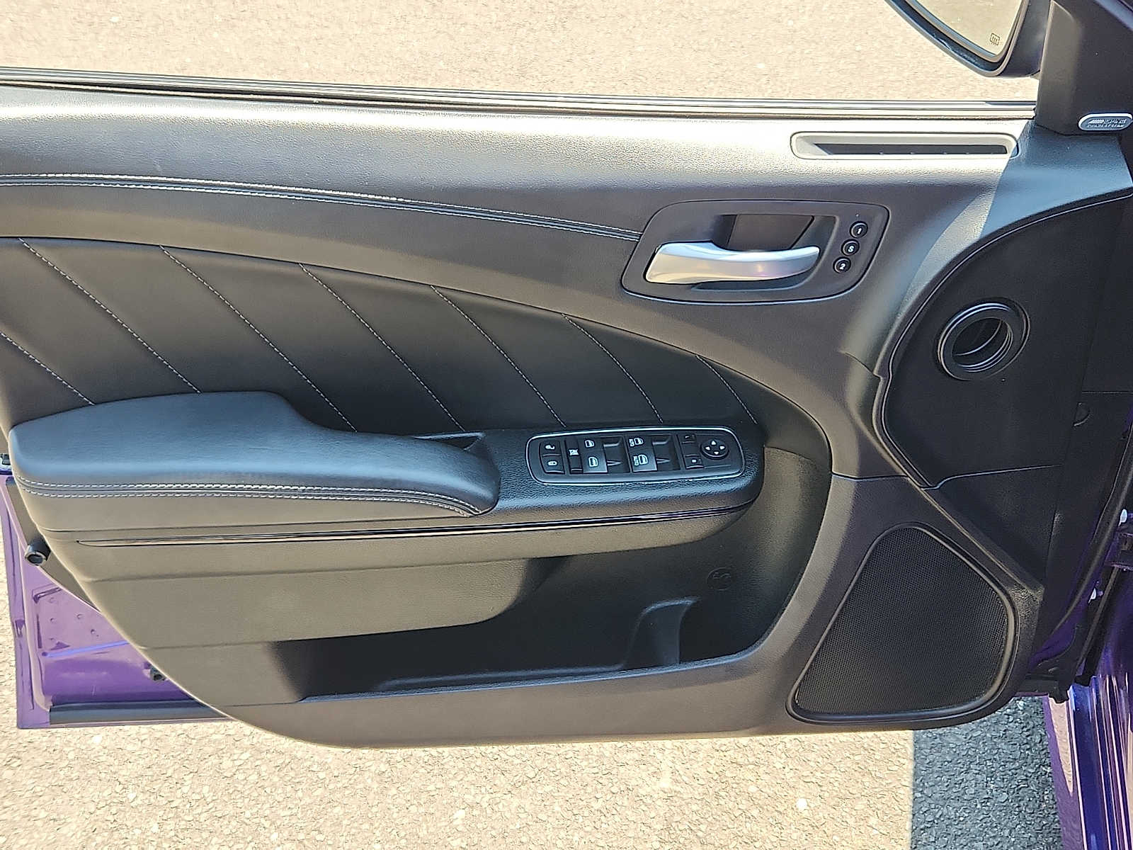 2023 Dodge Charger R/T - Photo 12