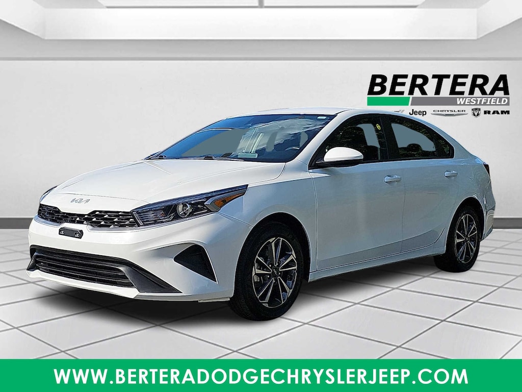 Used 2024 Kia Forte LXS Sedan