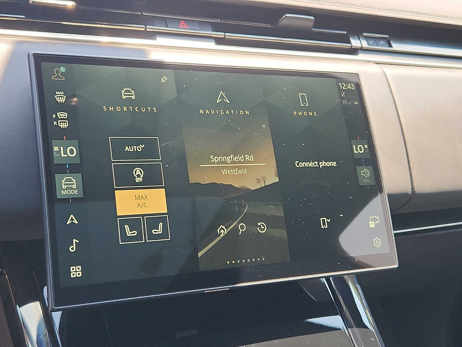 2025 Land Rover Range Rover Sport SE - Photo 17