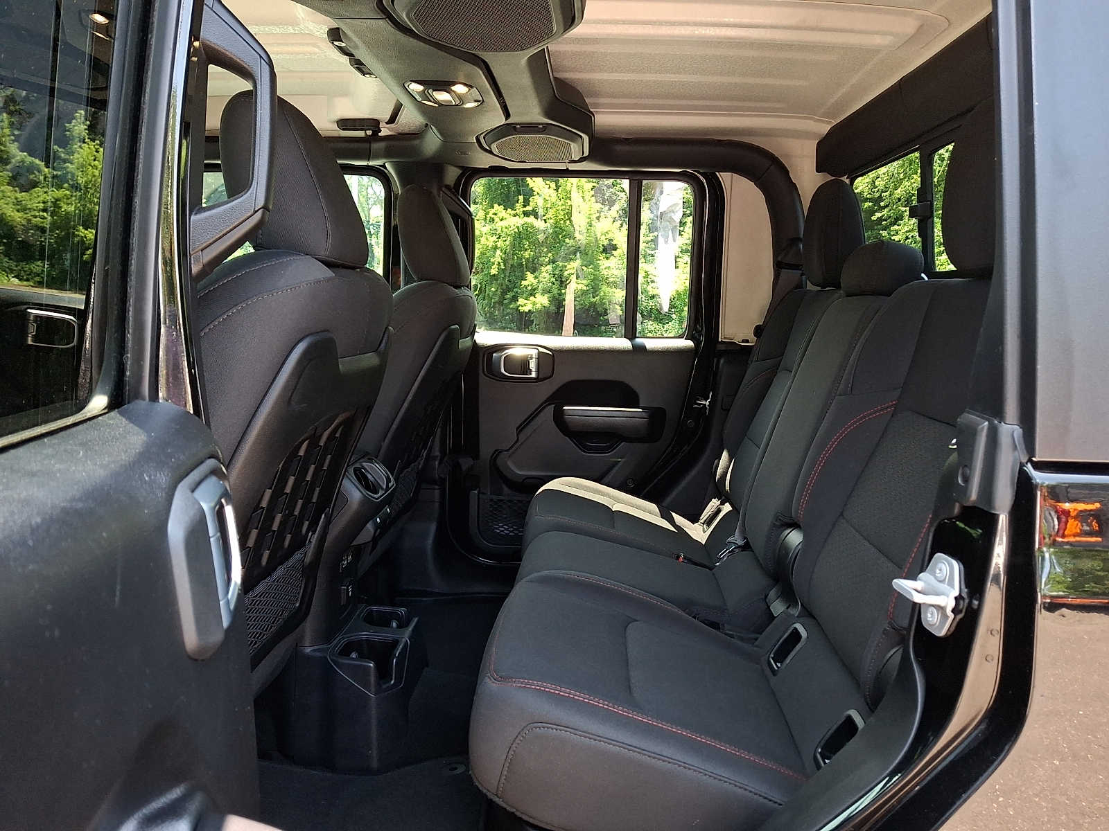 2021 Jeep Gladiator Rubicon - Photo 10