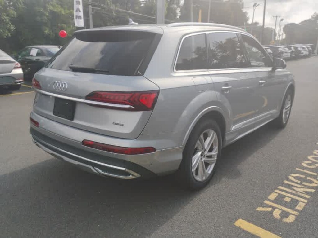 Used 2024 Audi Q7 Premium Plus SUV