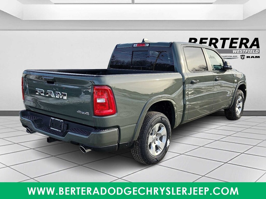 New 2026 Ram 1500 BIG HORN CREW CAB 4X4 5'7 BOX Pickup