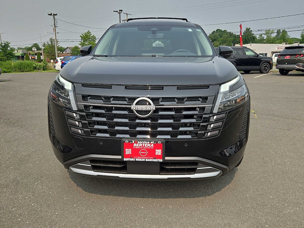 New 2026 Nissan Pathfinder SL SUV