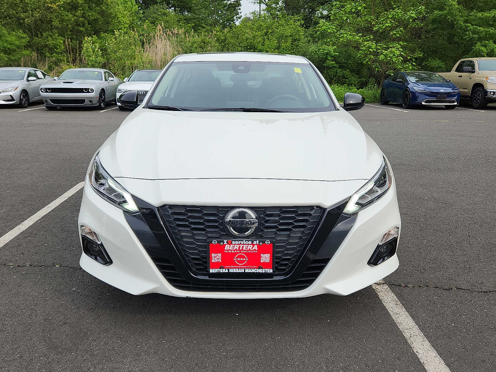 Used 2022 Nissan Altima SR with VIN 1N4BL4CW1NN413908 for sale in Manchester, CT