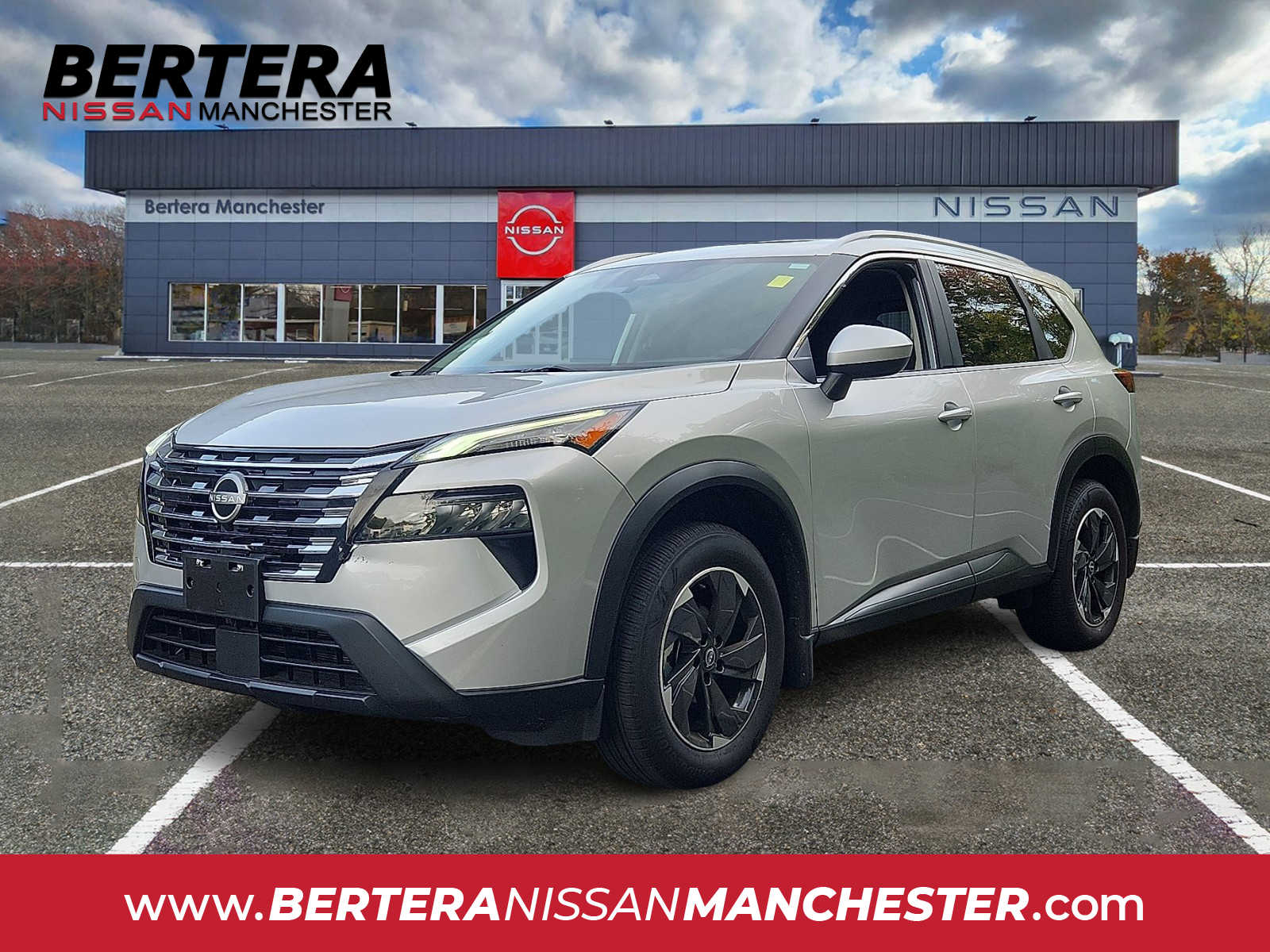 2024 Nissan Rogue SV's photo