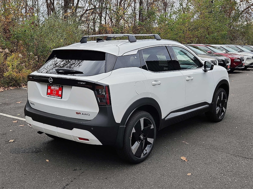 New 2026 Nissan Kicks SR SUV