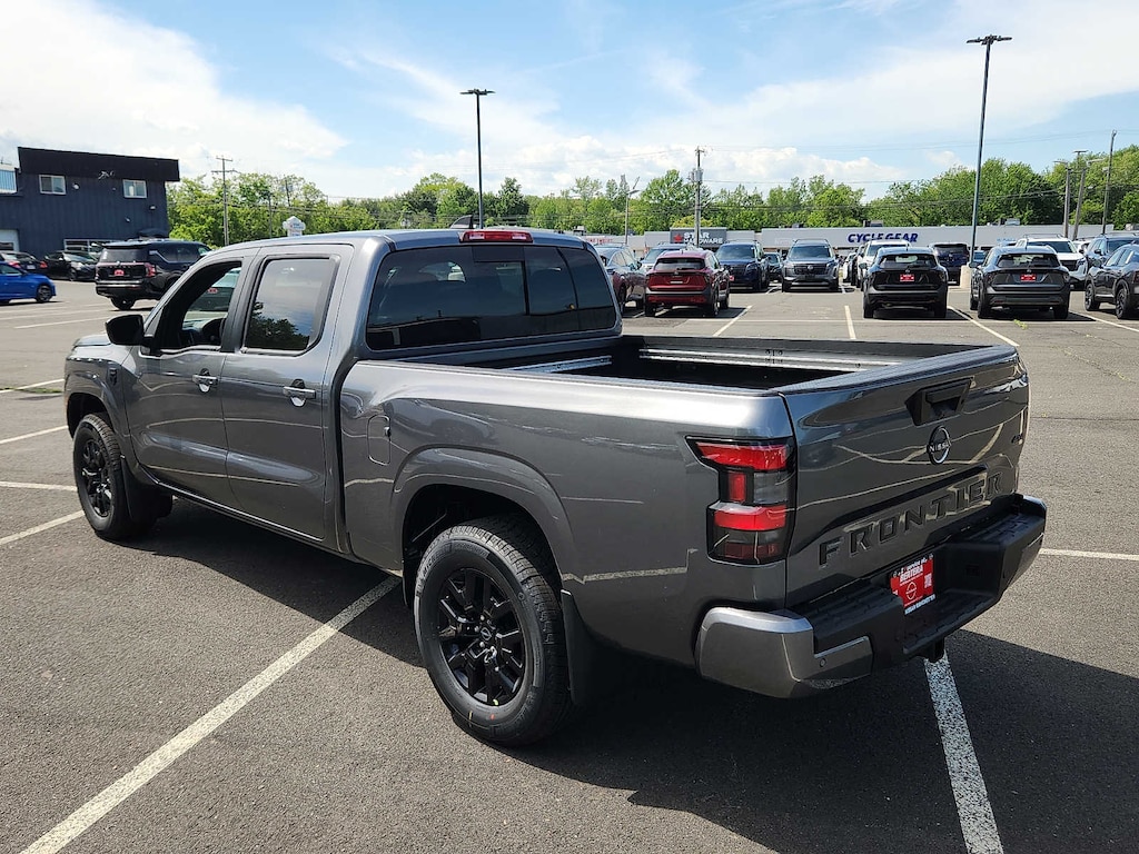 New 2026 Nissan Frontier SV Truck Crew Cab