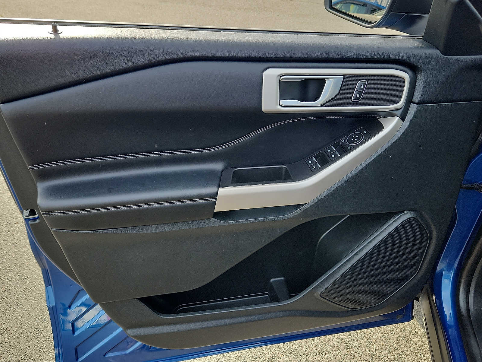 2022 Ford Explorer XLT - Photo 12