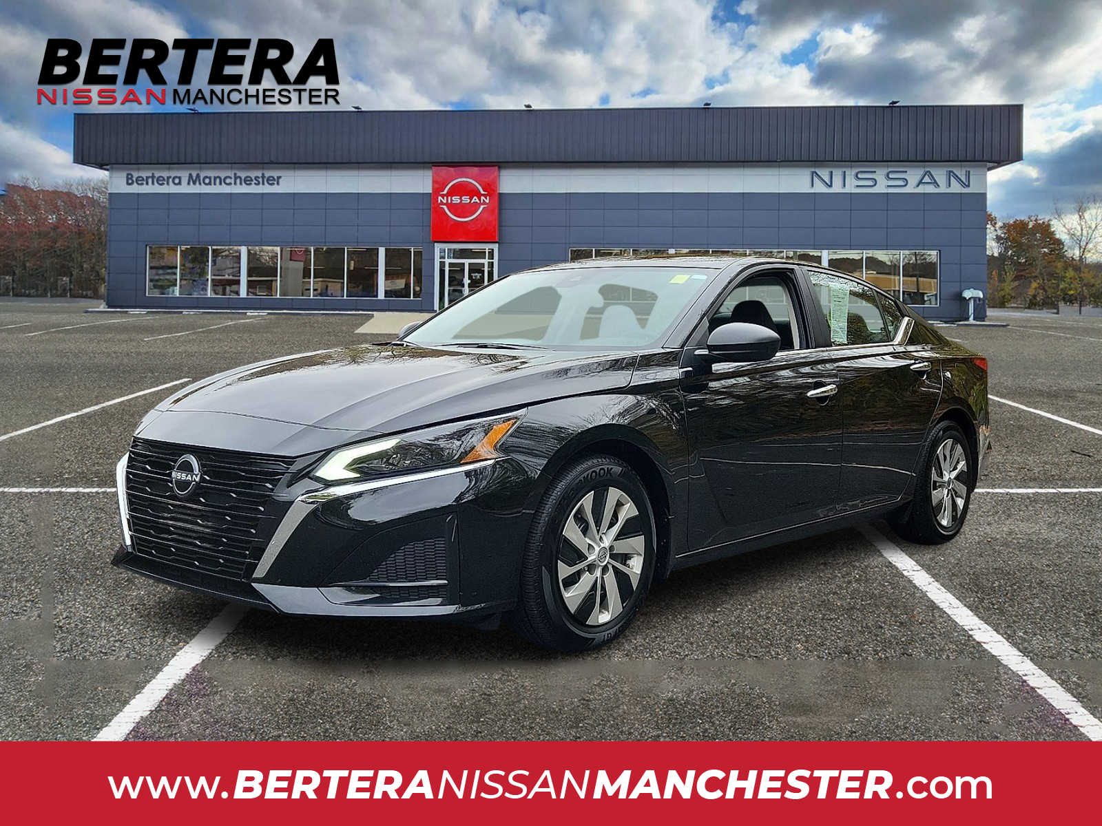 2024 Nissan Altima S's photo