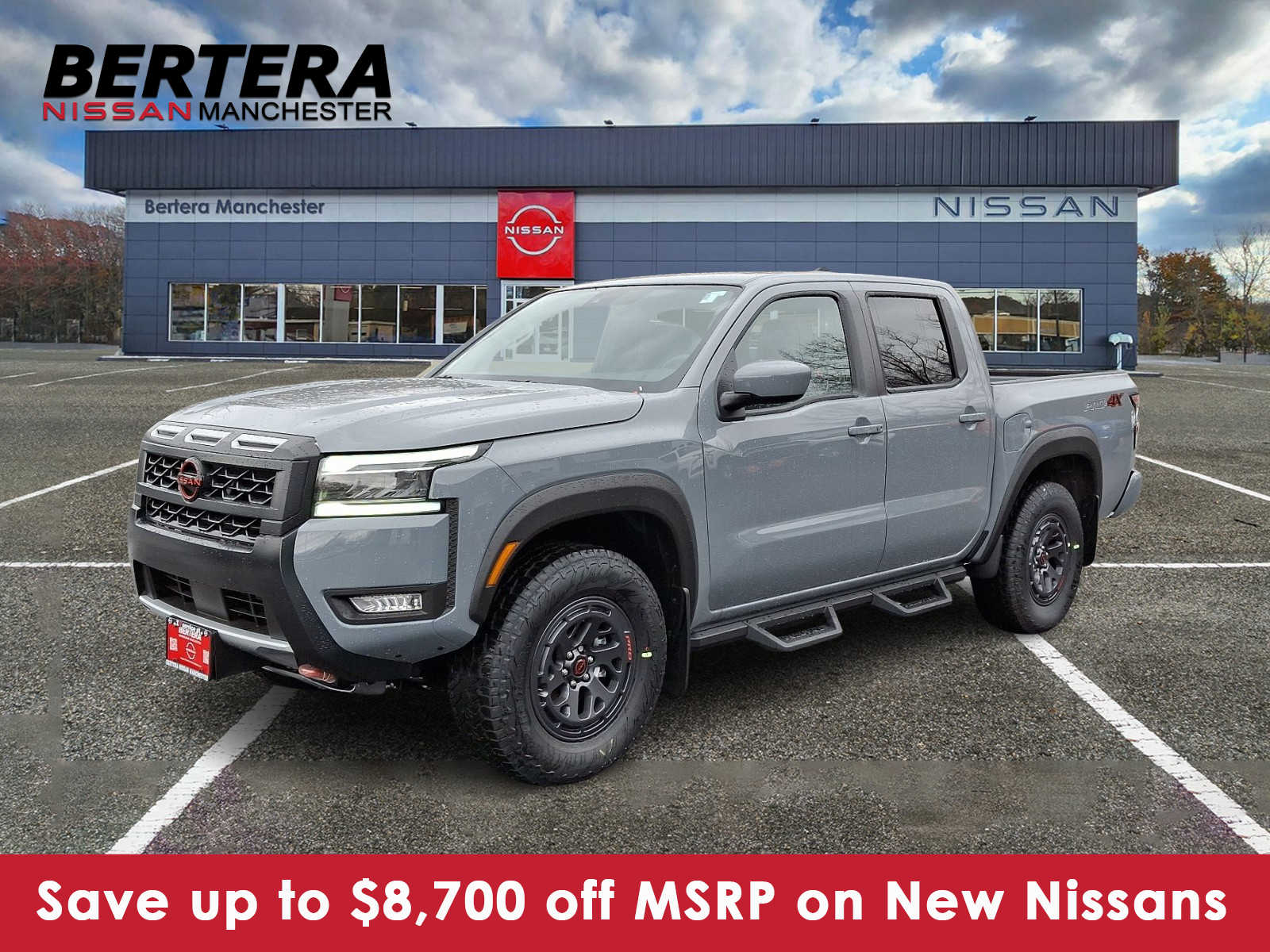 2025 Nissan Frontier PRO-4X's photo